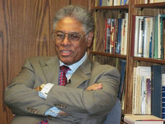 托马斯·索维尔