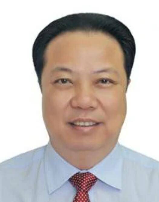 郑佳（广东省汕尾市政协原主席）