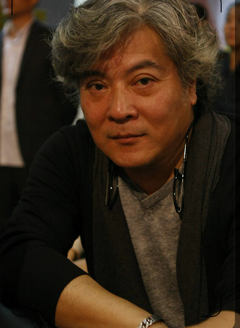 龙隆（中国台湾男演员、中国文化大学国剧会会长）