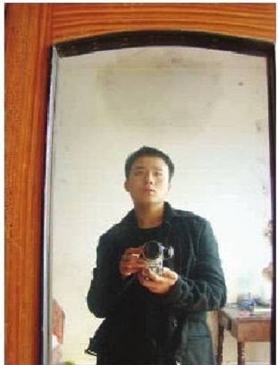 卢新（富士康自杀员工之一）