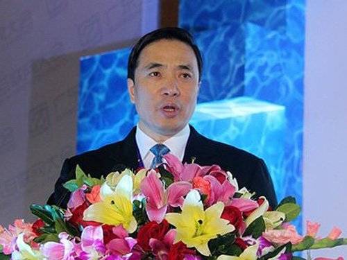 徐龙(中国移动广东公司原董事长、总经理)