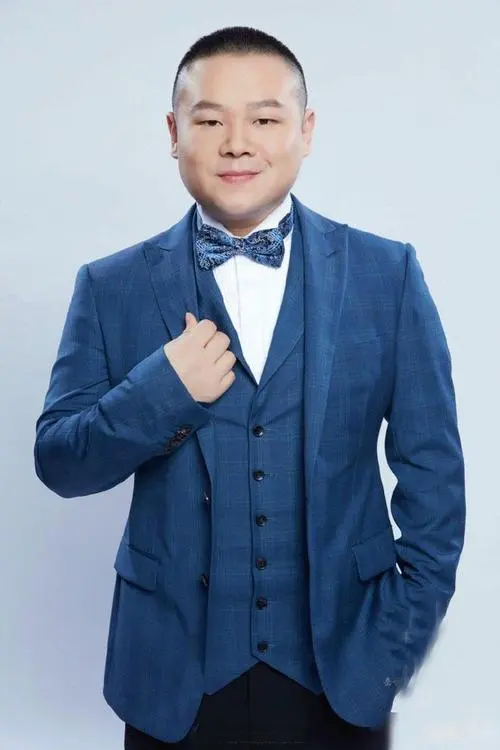 岳云鹏（中国内地相声演员、影视男演员）