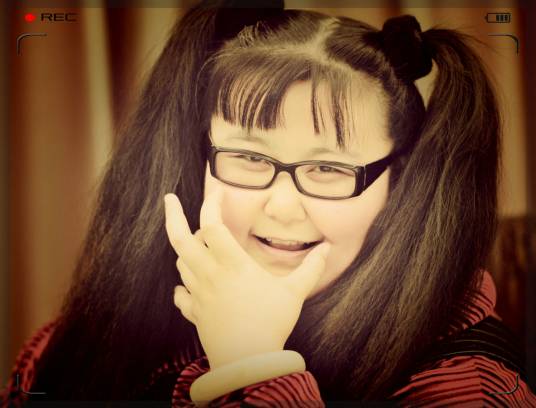 谢晶晶(中国内地女演员、公益慈善志愿者、童心天使发起人)