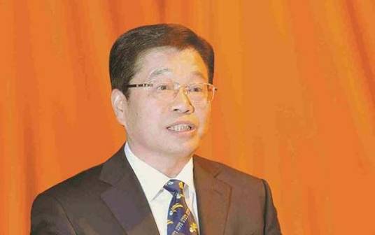 张建飞（江苏启东市政协原党组书记、主席）