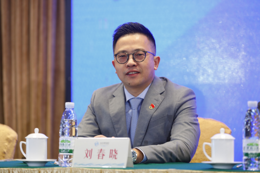 刘春晓(知名律师)