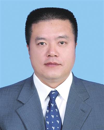 张亚楠（广西壮族自治区政协原副秘书长）