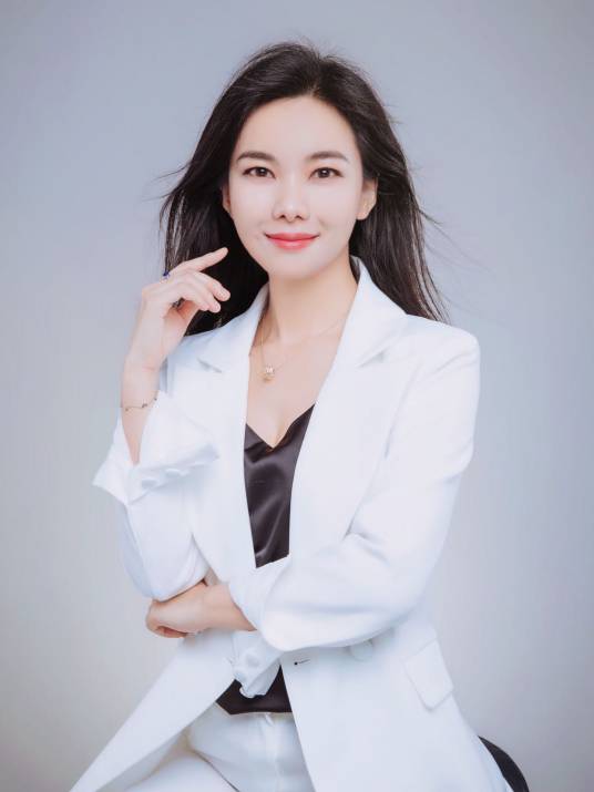 刘晨曦（国家二级心理咨询师，作家）