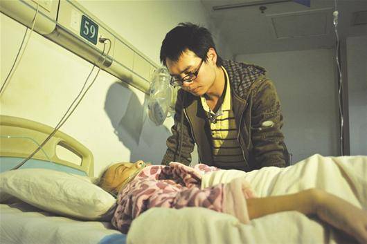 程威(中国网事感动2012网络人物)