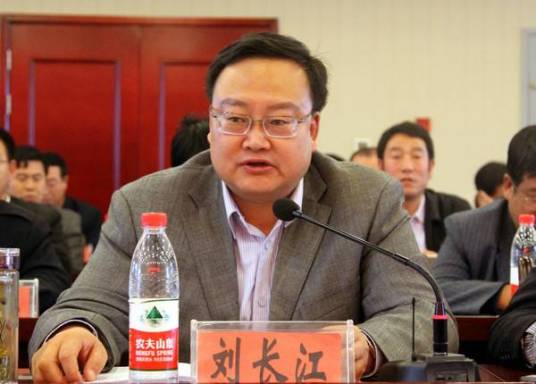 刘长江（甘肃天水市张家川回族自治县原县委书记）