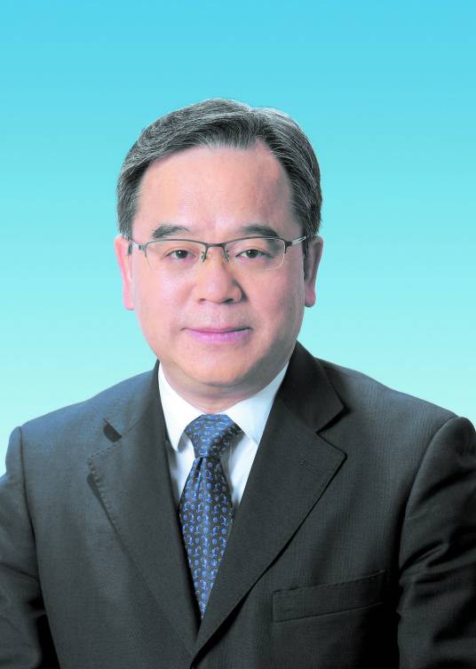 韩轶（四川省成都市政协原党组成员、副主席）