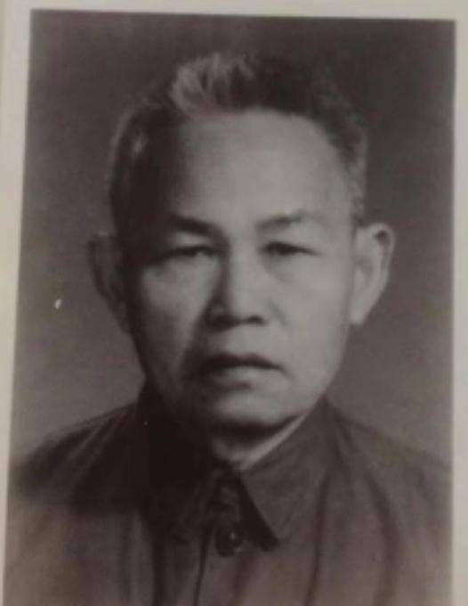 李黎明（中共七大候补代表）