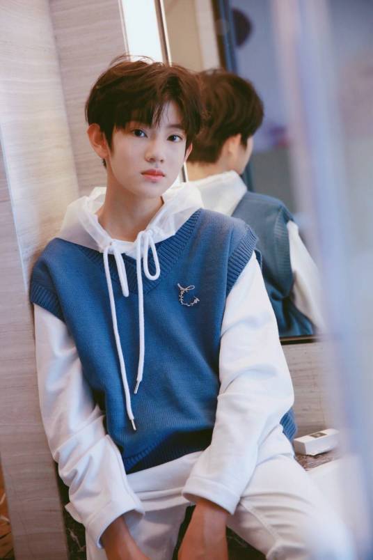 张铭浩（YHBOYS组合成员）