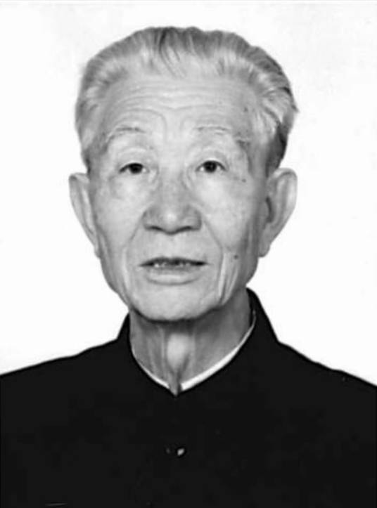 郑天翔(原中共中央顾问委员会委员,最高人民法院原院长)