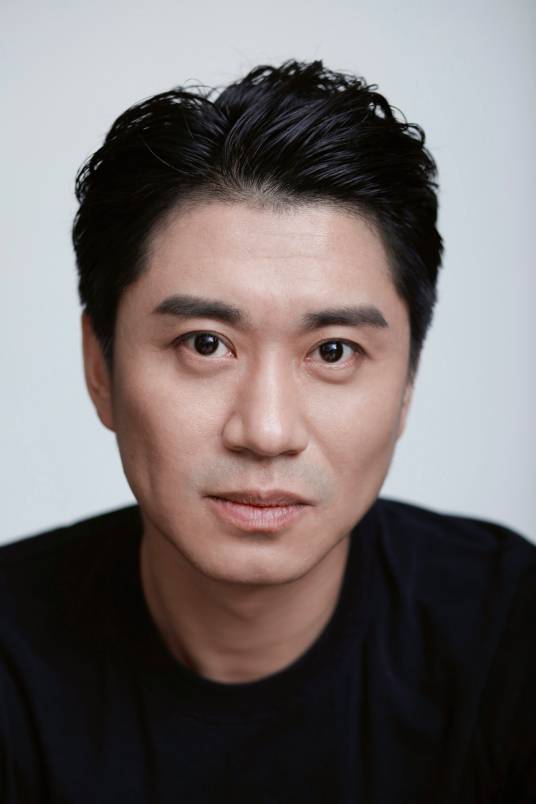 孟宇(中国男配音演员)