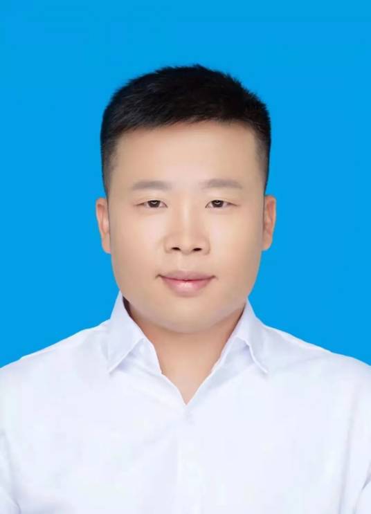 李秋平（江西省赣州市安远县委原副书记、县政府原县长）