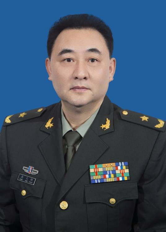 赵天翔（陕西省委原常委，省军区原司令员）