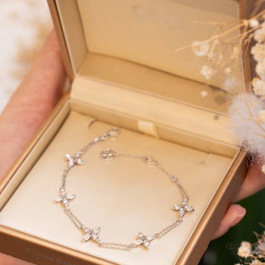 银饰（装饰品）