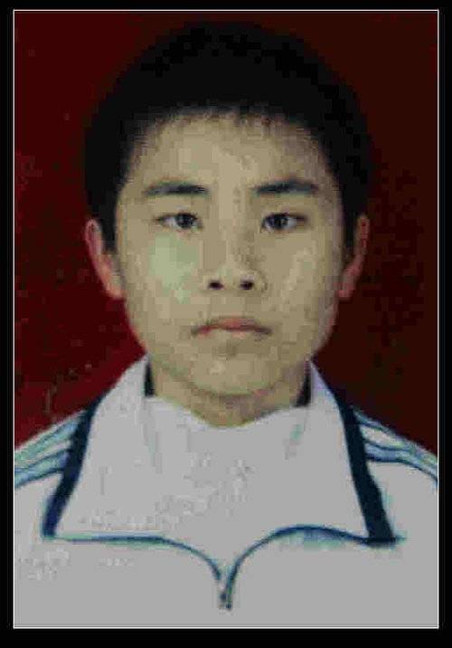 白中杰(镇远县金堡乡羊满哨行政村老城二组人)