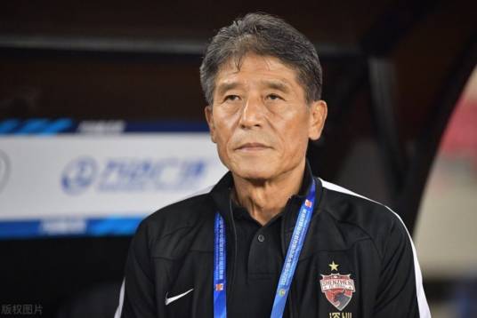 李章洙(韩国足球运动员、教练)