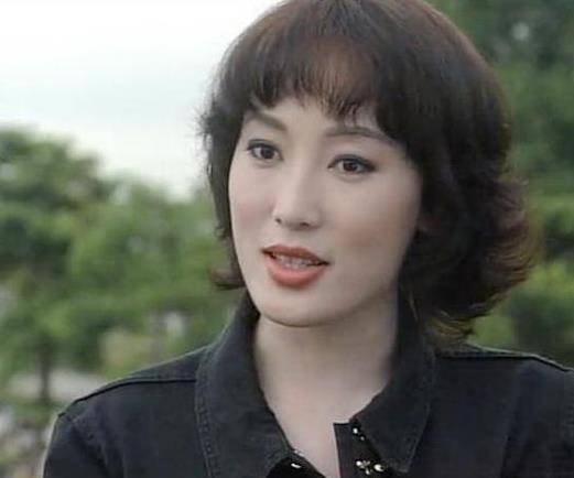 塔琳托娅（新加坡华人女演员）