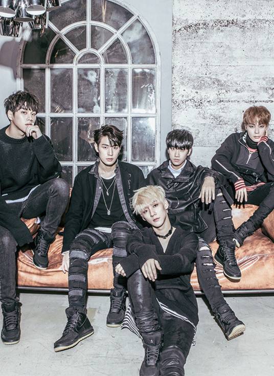 KNK（韩国男子演唱组合）