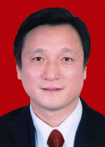 梅黎明（中国井冈山干部学院原常务副院长）