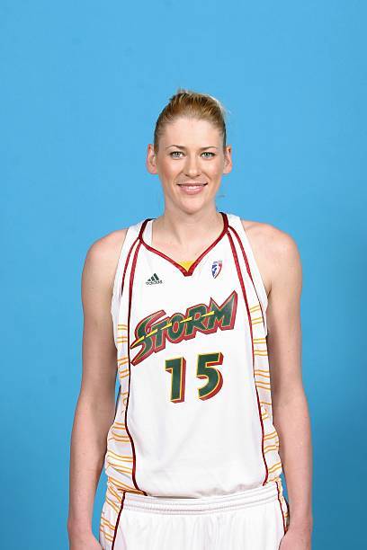 劳伦·杰克逊（澳大利亚女子篮球运动员）