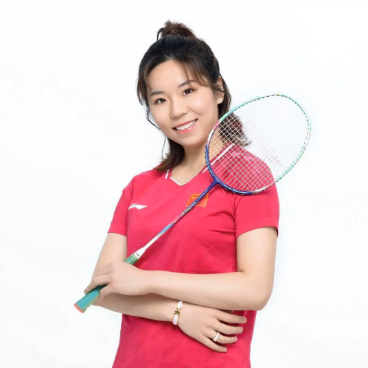 贾一凡（中国羽毛球运动员、巴黎奥运会金牌获得者）