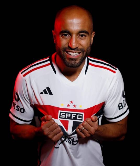 卢卡斯·莫拉(巴西足球运动员)