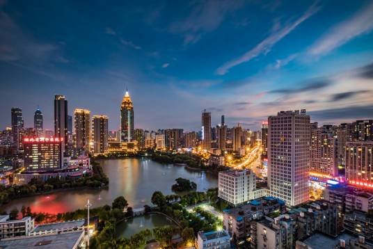 菱角湖（以盛产菱角而得名）