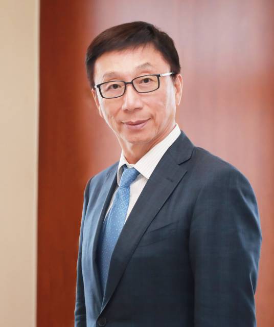 王梓木(华泰保险集团创始人、董事长兼CEO)