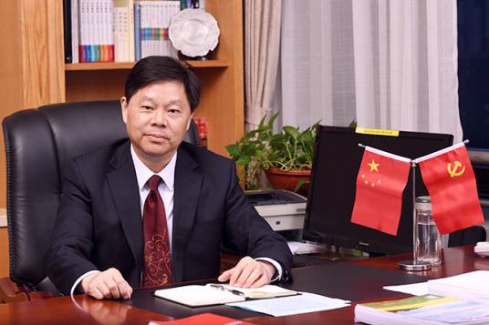 刘德富(湖北工业大学原党委书记)