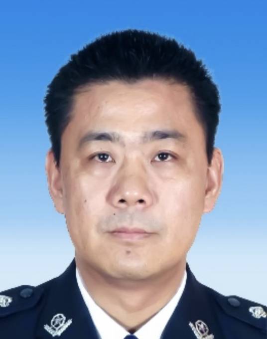 林伟雄（广东省公安厅副厅长）