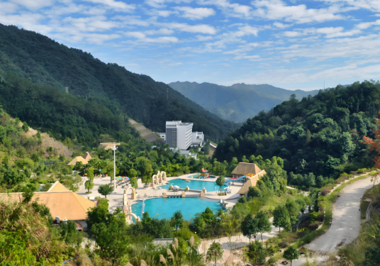 新丰云天海温泉原始森林度假村