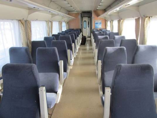 软座（火车的座位）