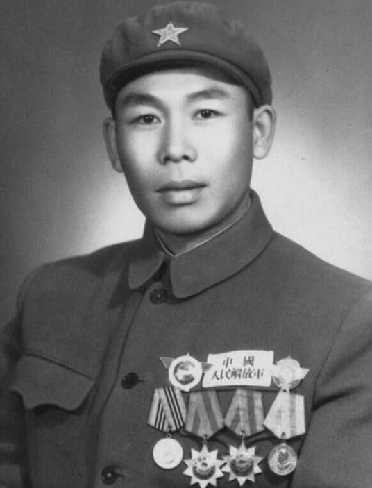 赵兴元(原旅大警备区政委赵兴元中将)