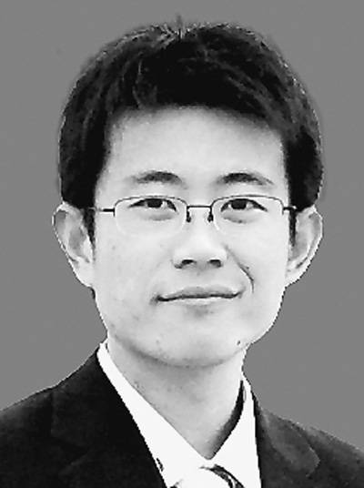 赵云龙（武汉理工大学2012级硕士研究生）