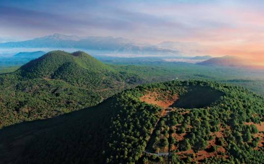 云南腾冲火山群