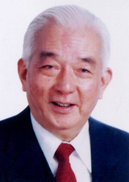 唐克(原石油工业部部长、党组书记)