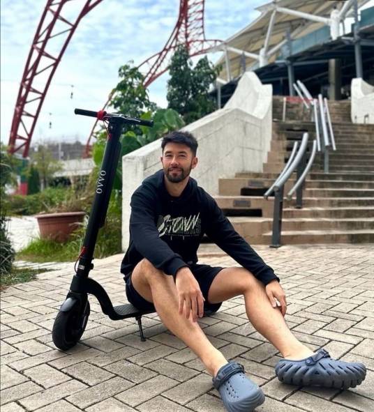 简浩(中国篮球运动员)