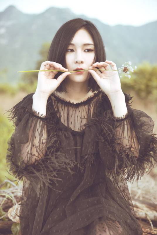 李雨(中国内地流行乐女歌手)