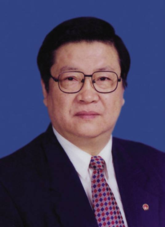 白克明（第十一届全国人大教科文卫委员会主任委员）