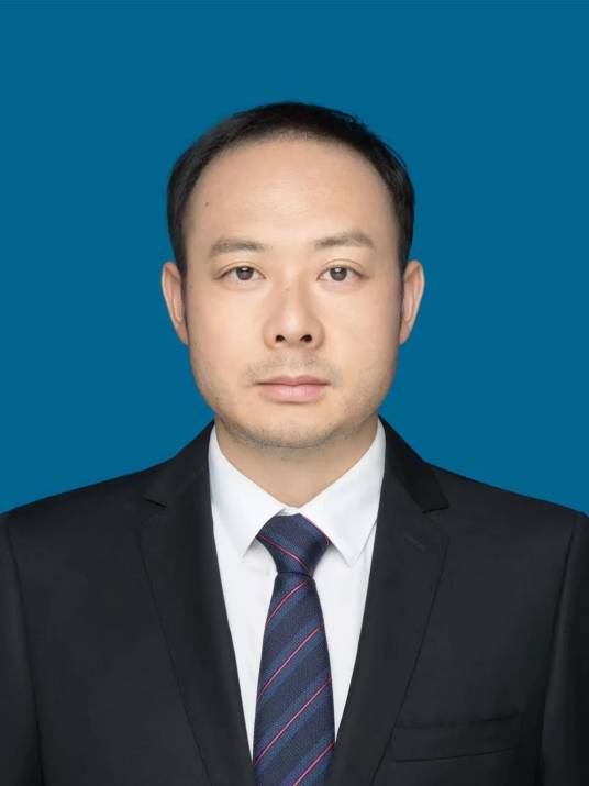 董亮(贵州省铜仁市委常委、市人民政府副市长)