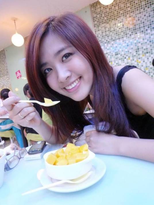 张茆(香港新闻人物)