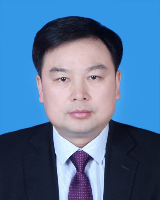 许锐(赣州市政协专职常委)