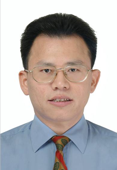 陈献春（湖南省人民政府副秘书长，湖南省政协文教卫体和文史委员会副主任）