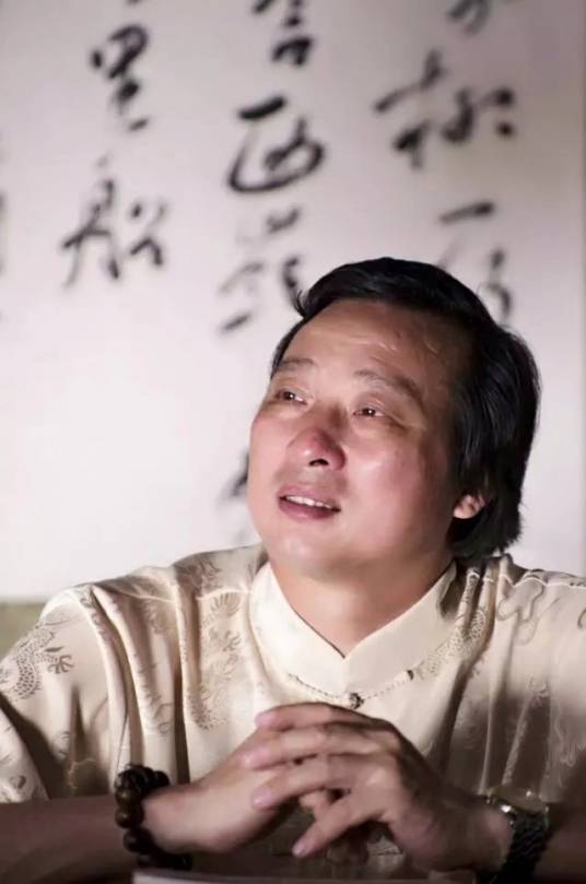 刘一（中国书法家协会会员）