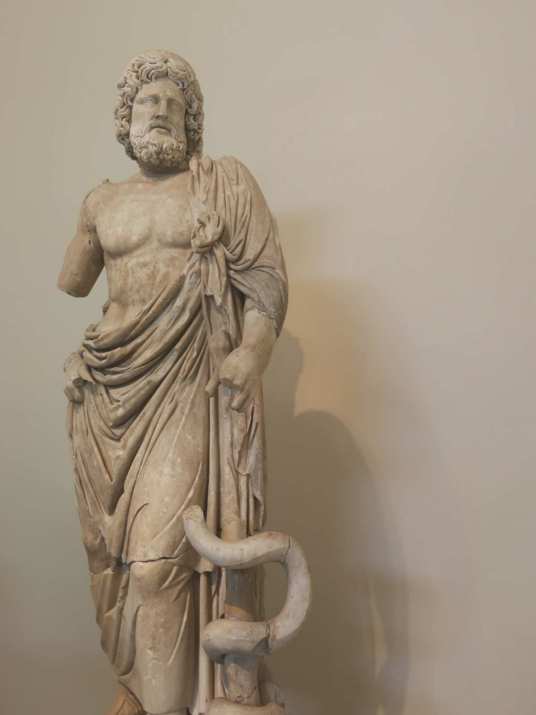 阿斯克勒庇俄斯(希腊神话中的医神)