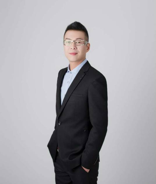 易欣(中国内地男歌手)