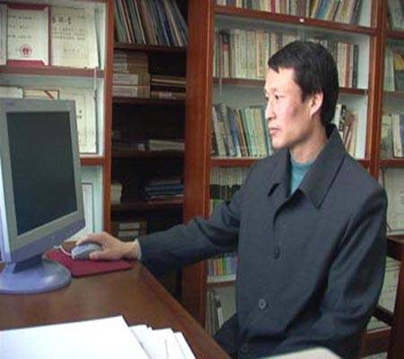 杨琳(南开大学教授)